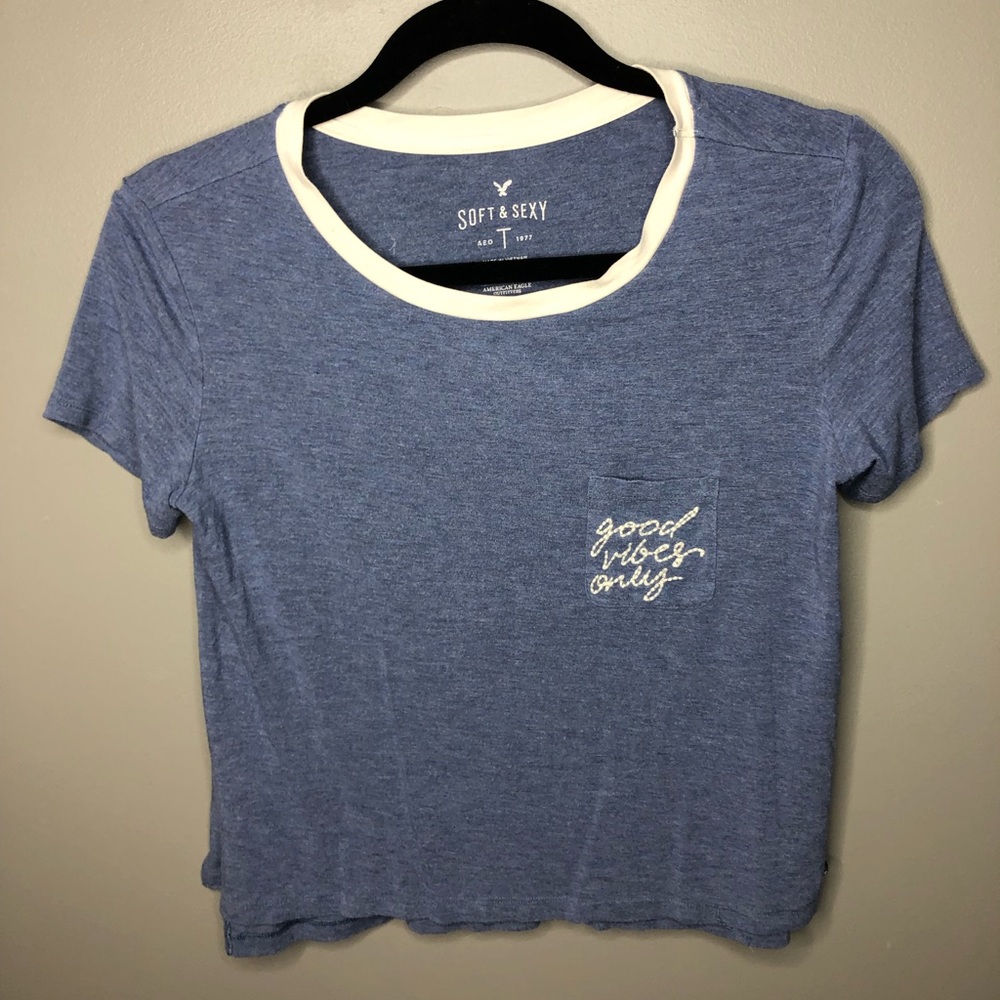American Eagle cropped shirt